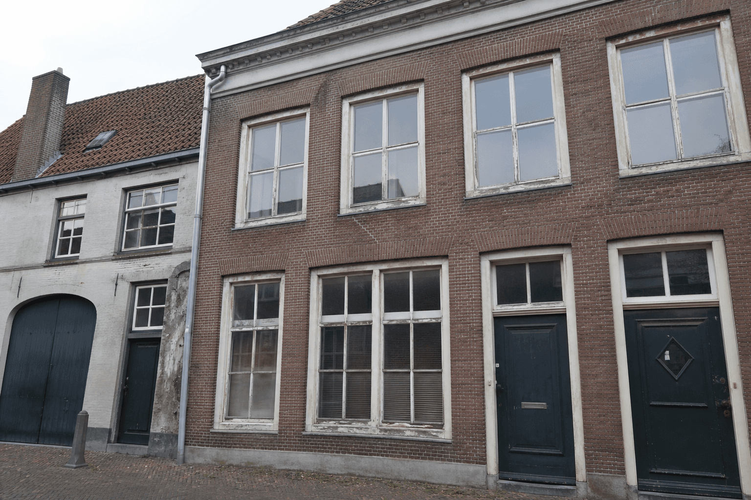 Gevelrenovatie binnenstad — voor
